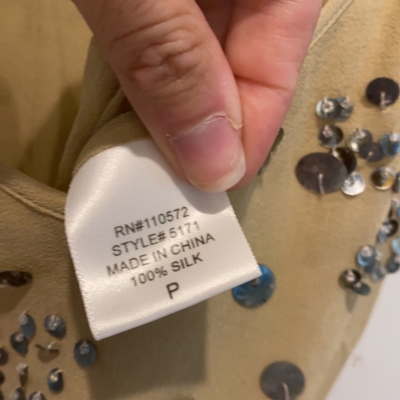 COPY - 12th Street by Cynthia Vincent silk top - Picture 5 of 5